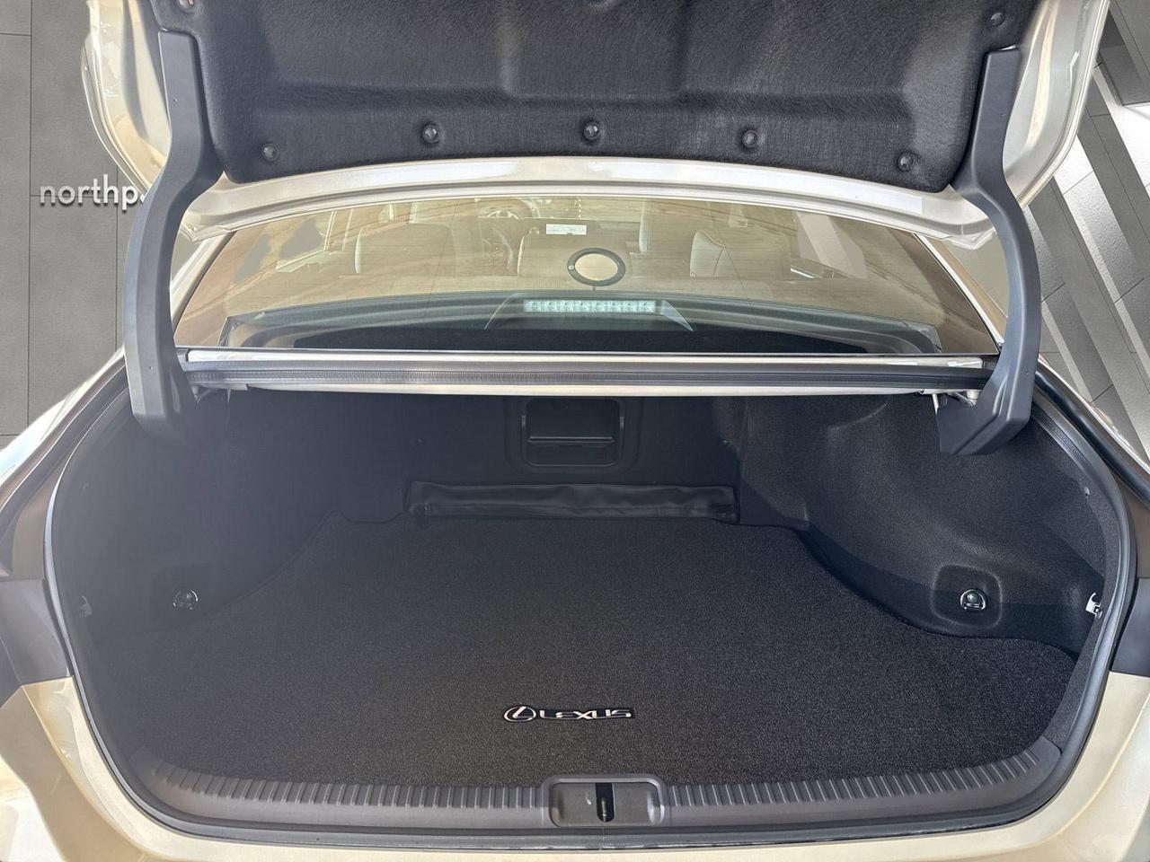 2025 Lexus ES 300h San Antonio TX