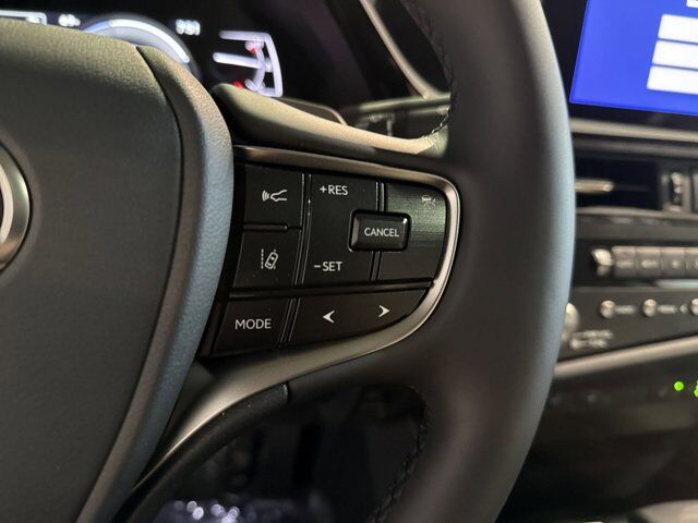 2025 Lexus ES 300h San Antonio TX