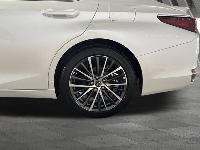 2025 Lexus ES 300h San Antonio TX