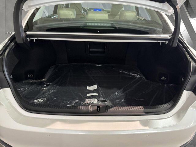 2025 Lexus ES 300h San Antonio TX