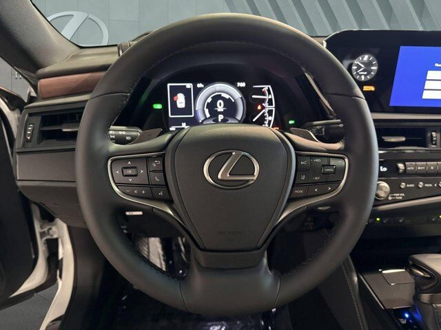 2025 Lexus ES 300h San Antonio TX
