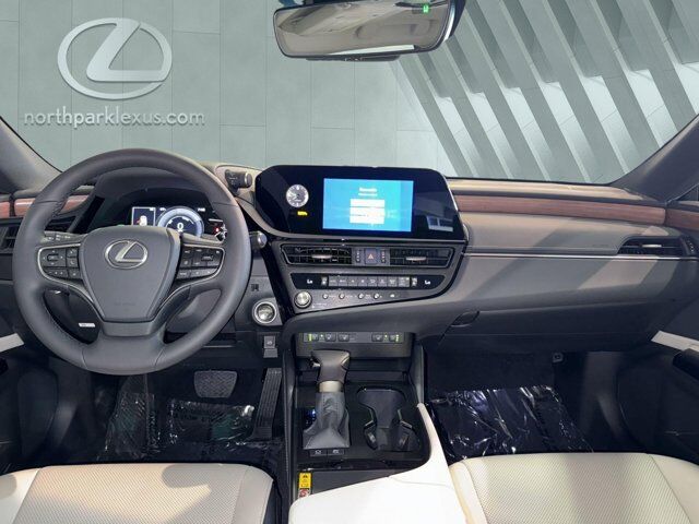 2025 Lexus ES 300h San Antonio TX