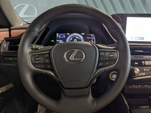 2025 Lexus ES 300h San Antonio TX