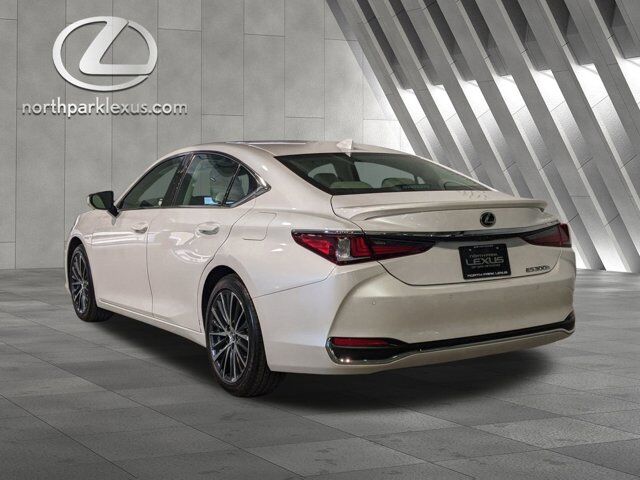 2025 Lexus ES 300h San Antonio TX