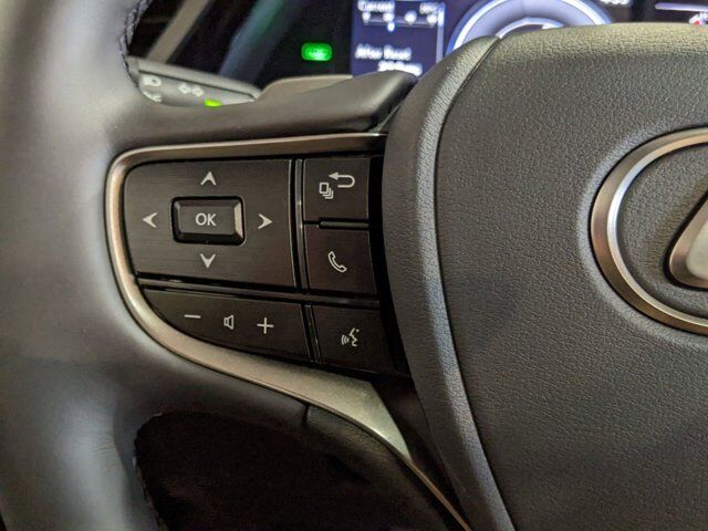2025 Lexus ES 300h San Antonio TX