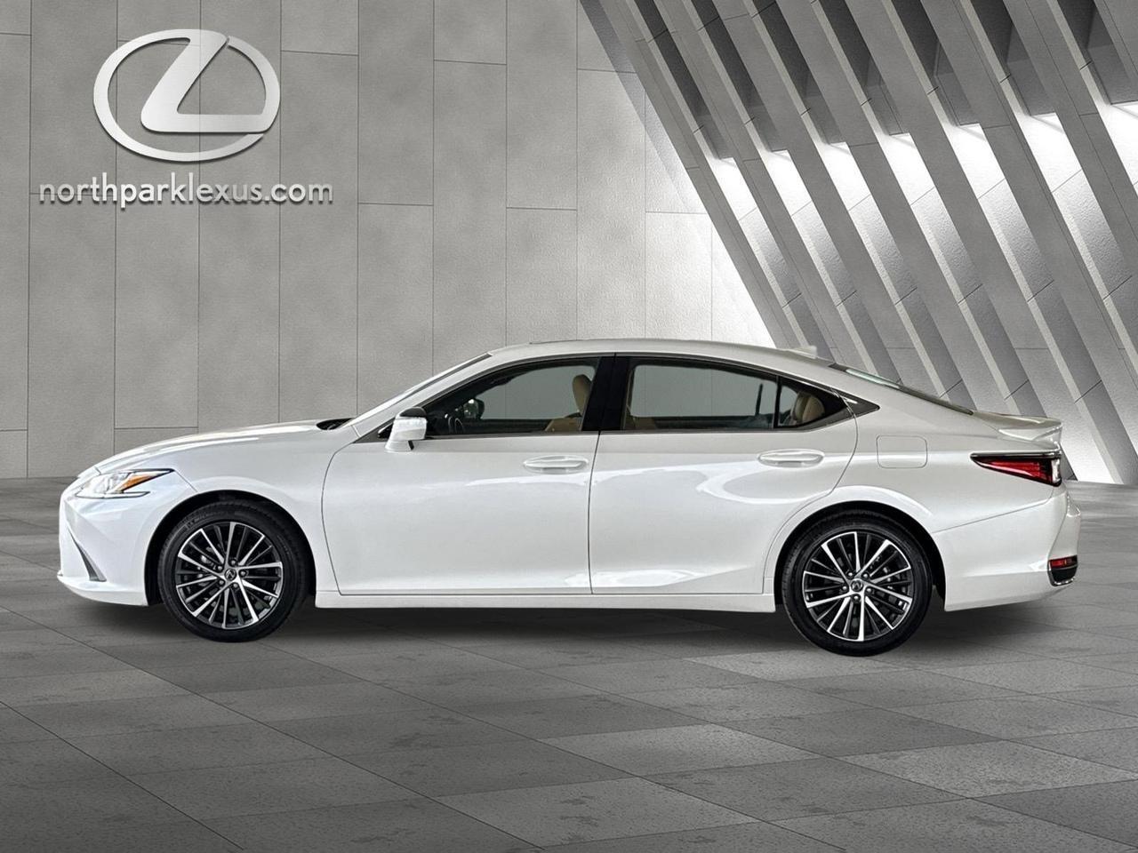 2025 Lexus ES