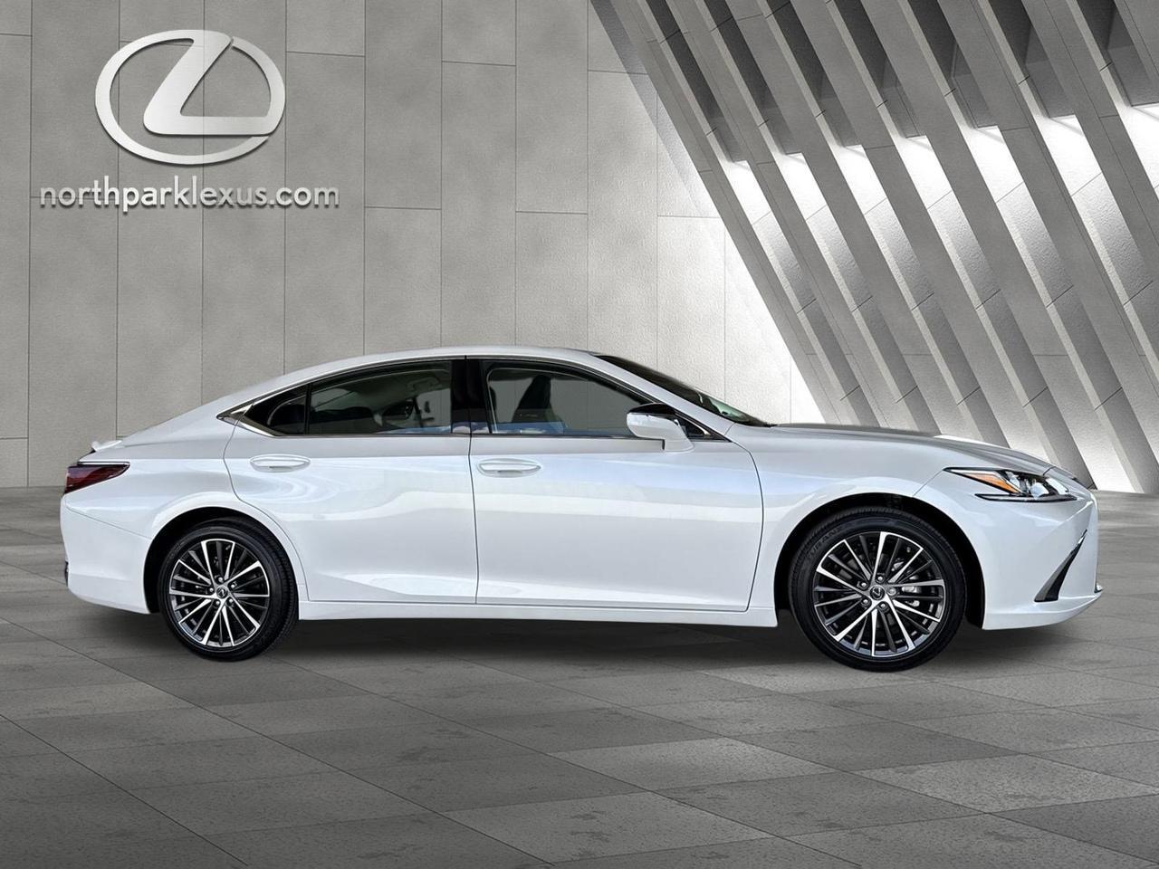 2025 Lexus ES 300h San Antonio TX