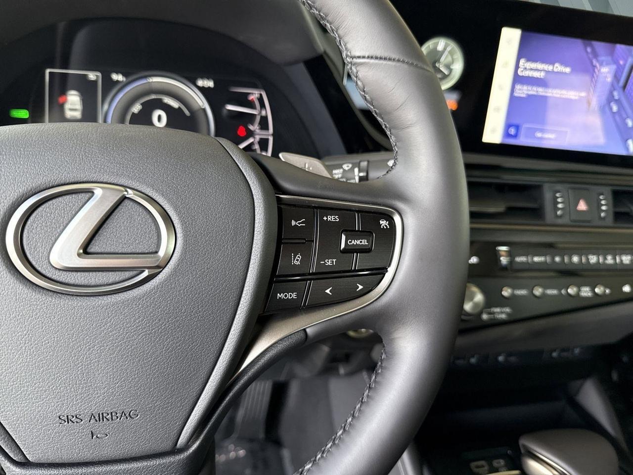 2025 Lexus ES 300h San Antonio TX