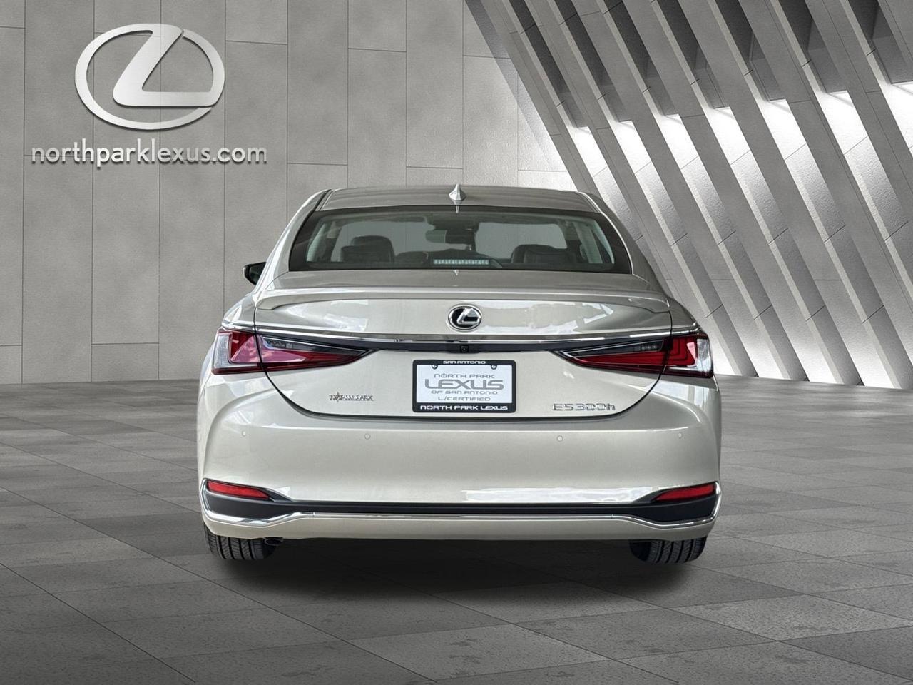 2025 Lexus ES 300h San Antonio TX