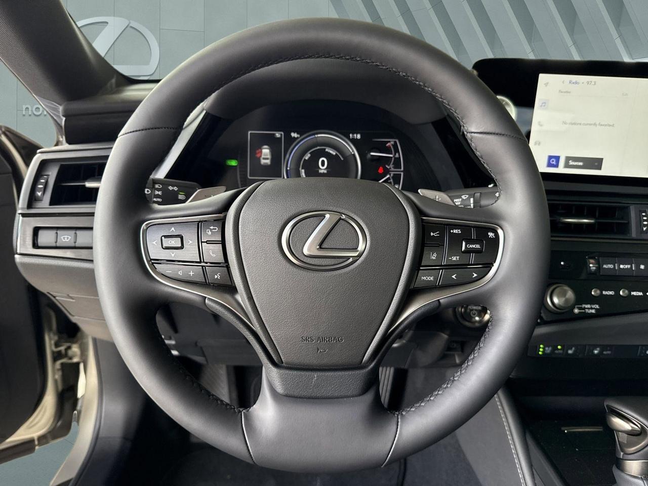 2025 Lexus ES 300h San Antonio TX