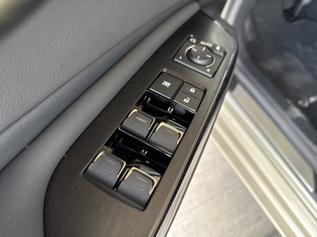 2025 Lexus ES 300h San Antonio TX