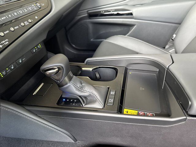 2025 Lexus ES 300h San Antonio TX