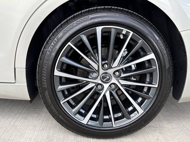 2025 Lexus ES 300h San Antonio TX