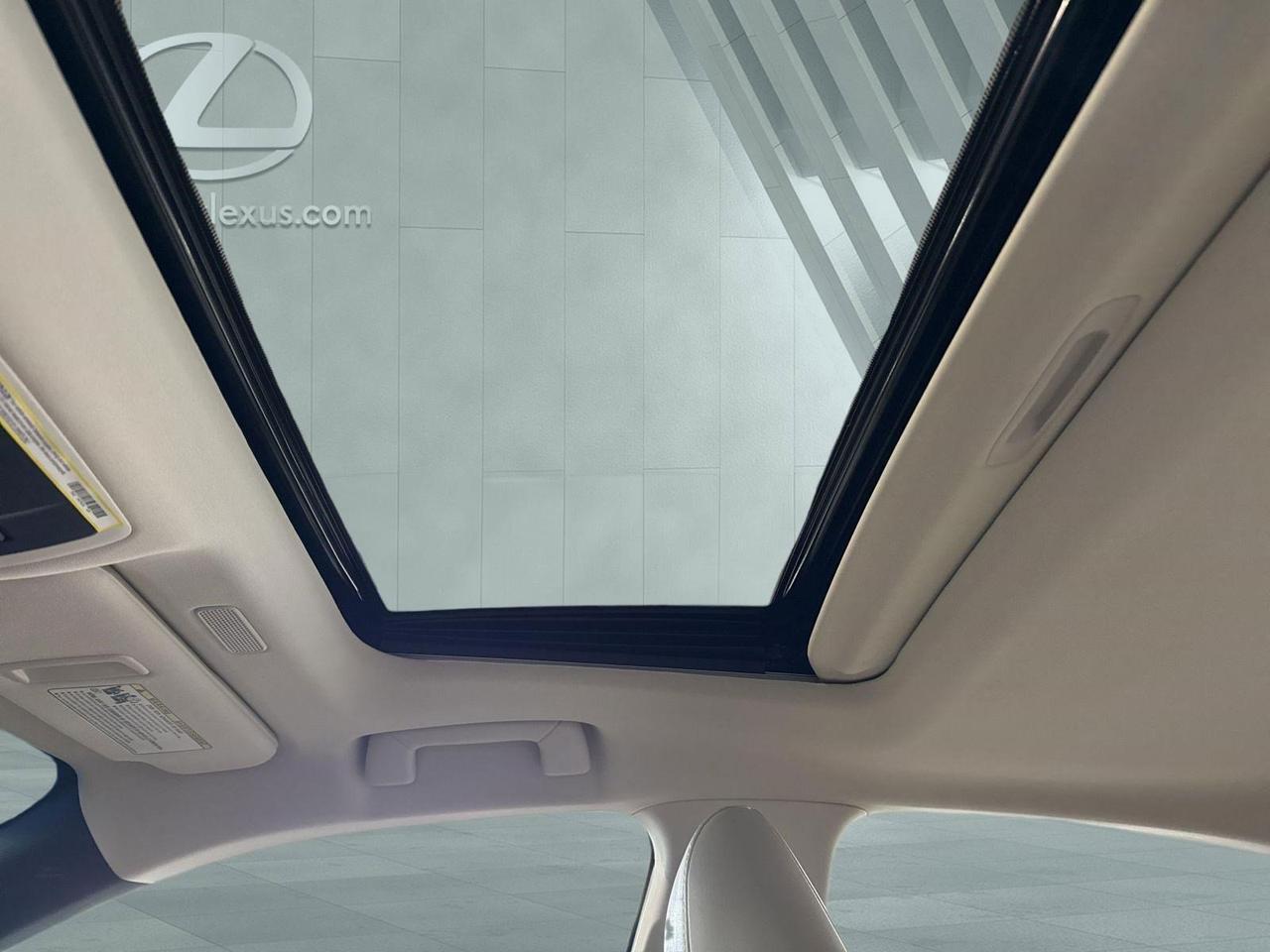 2025 Lexus ES 300h San Antonio TX