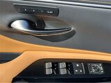2025 Lexus ES 300h San Diego County CA