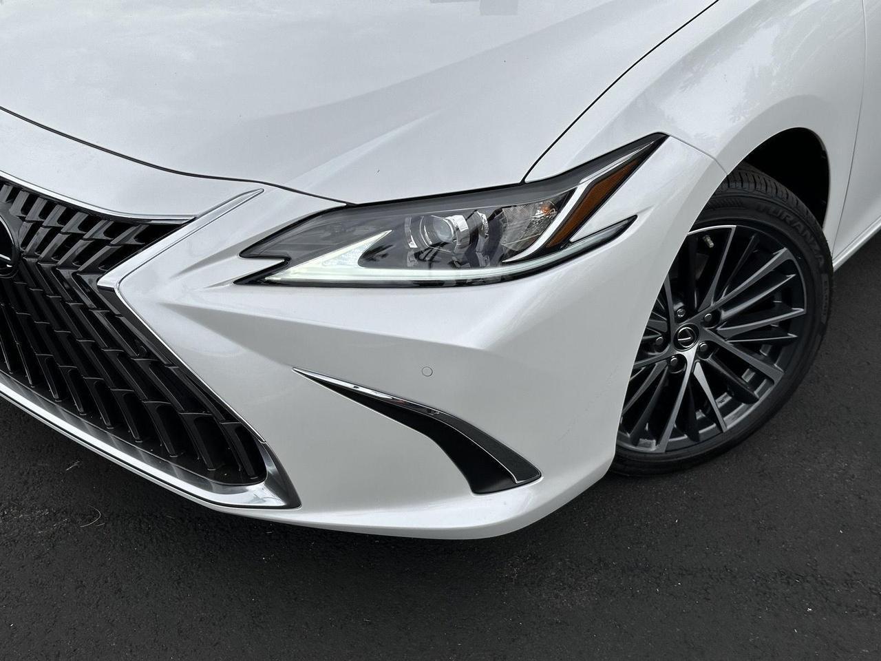 2025 Lexus ES 300h Tucson AZ