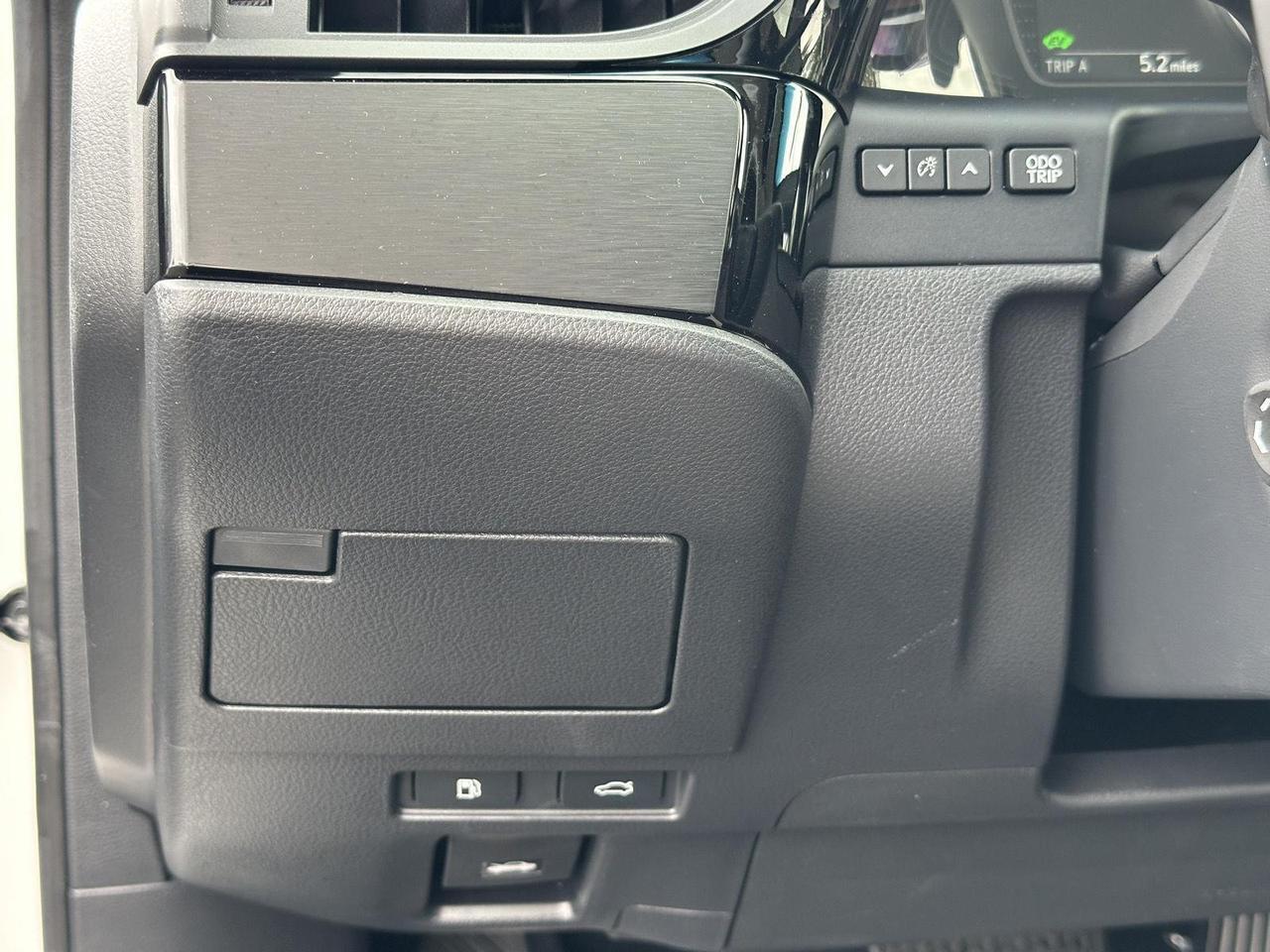 2025 Lexus ES 300h Tucson AZ