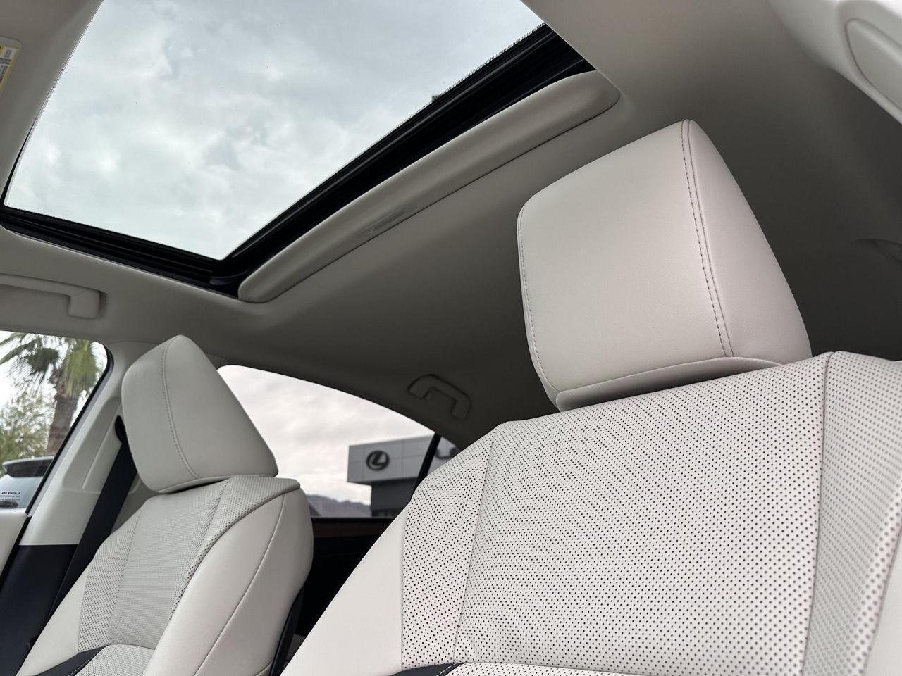 2025 Lexus ES 300h Tucson AZ