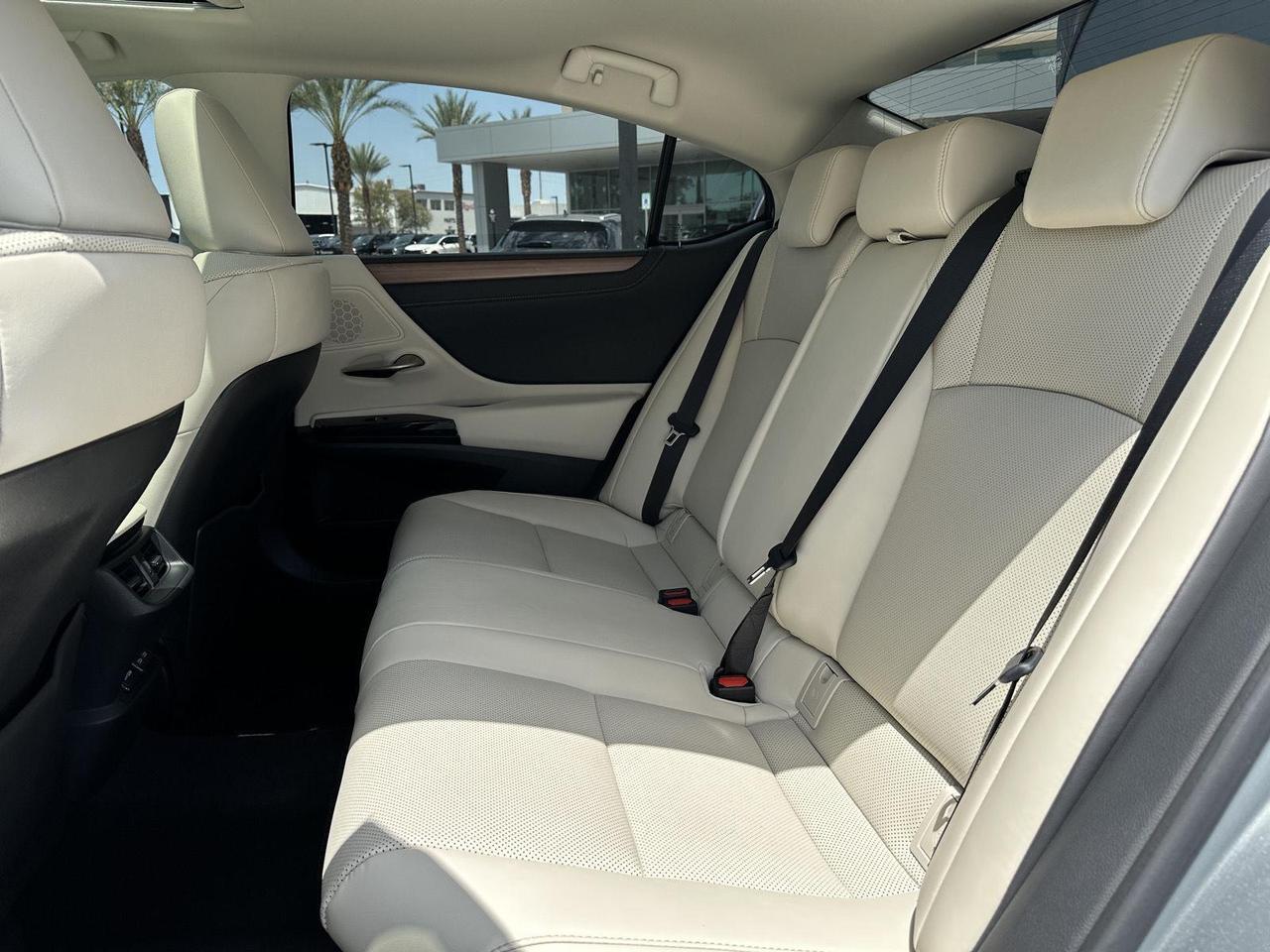 2025 Lexus ES 300h Tucson AZ