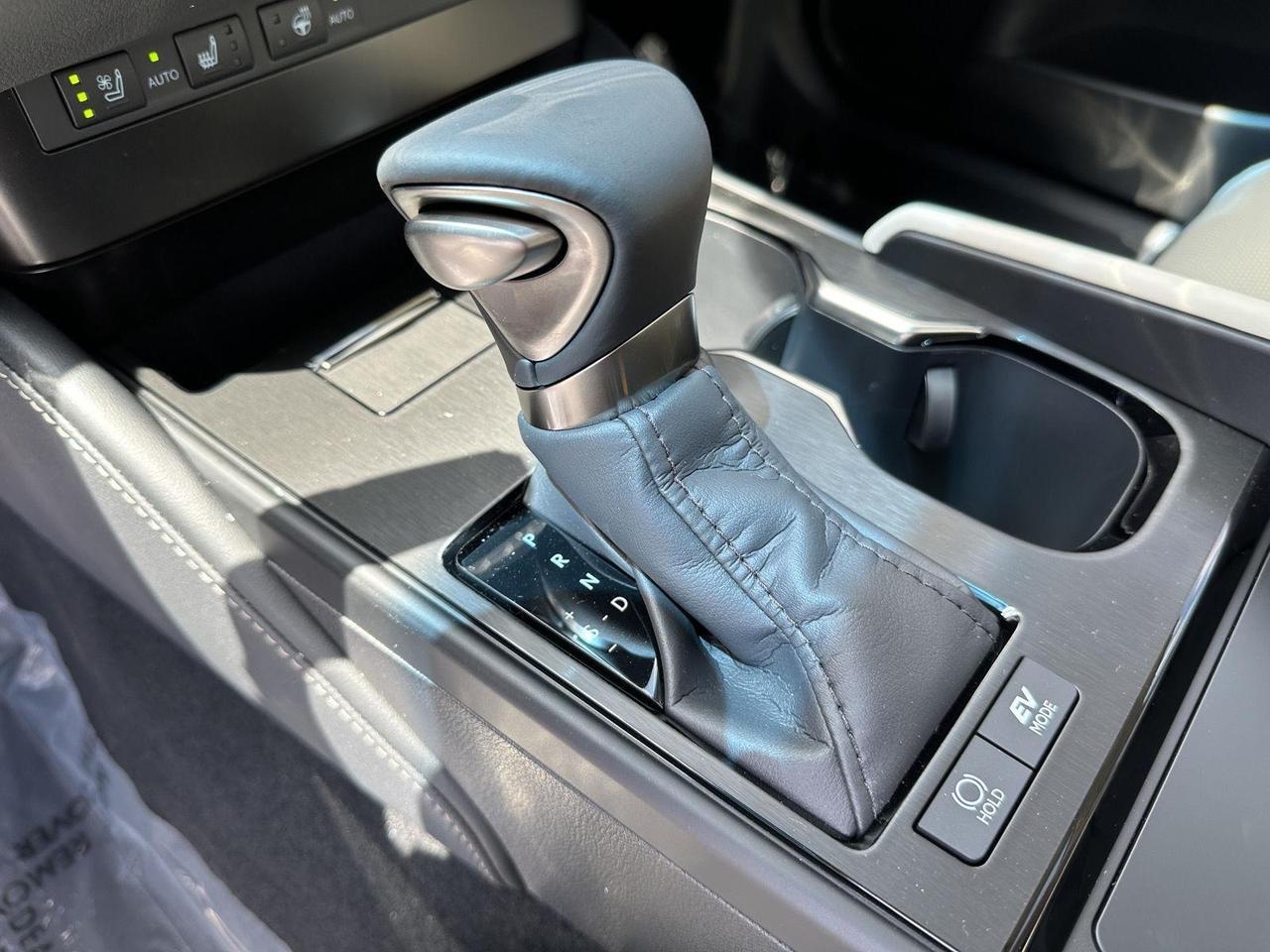 2025 Lexus ES 300h Tucson AZ