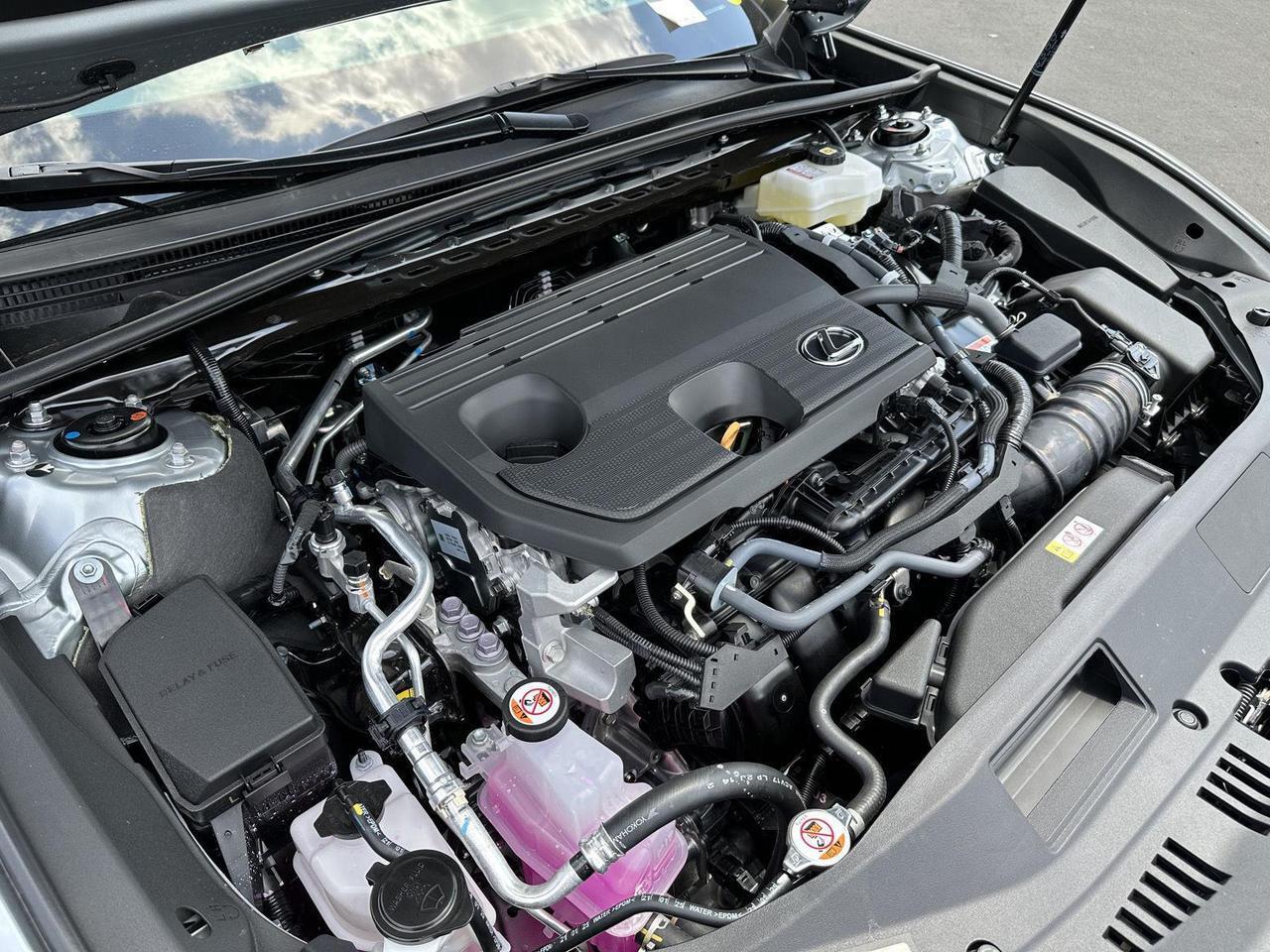 2025 Lexus ES 300h Tucson AZ