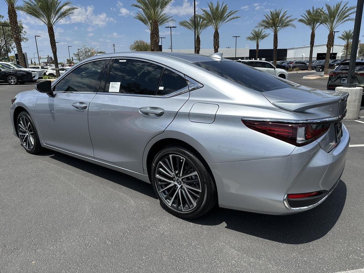 2025 Lexus ES 300h Tucson AZ