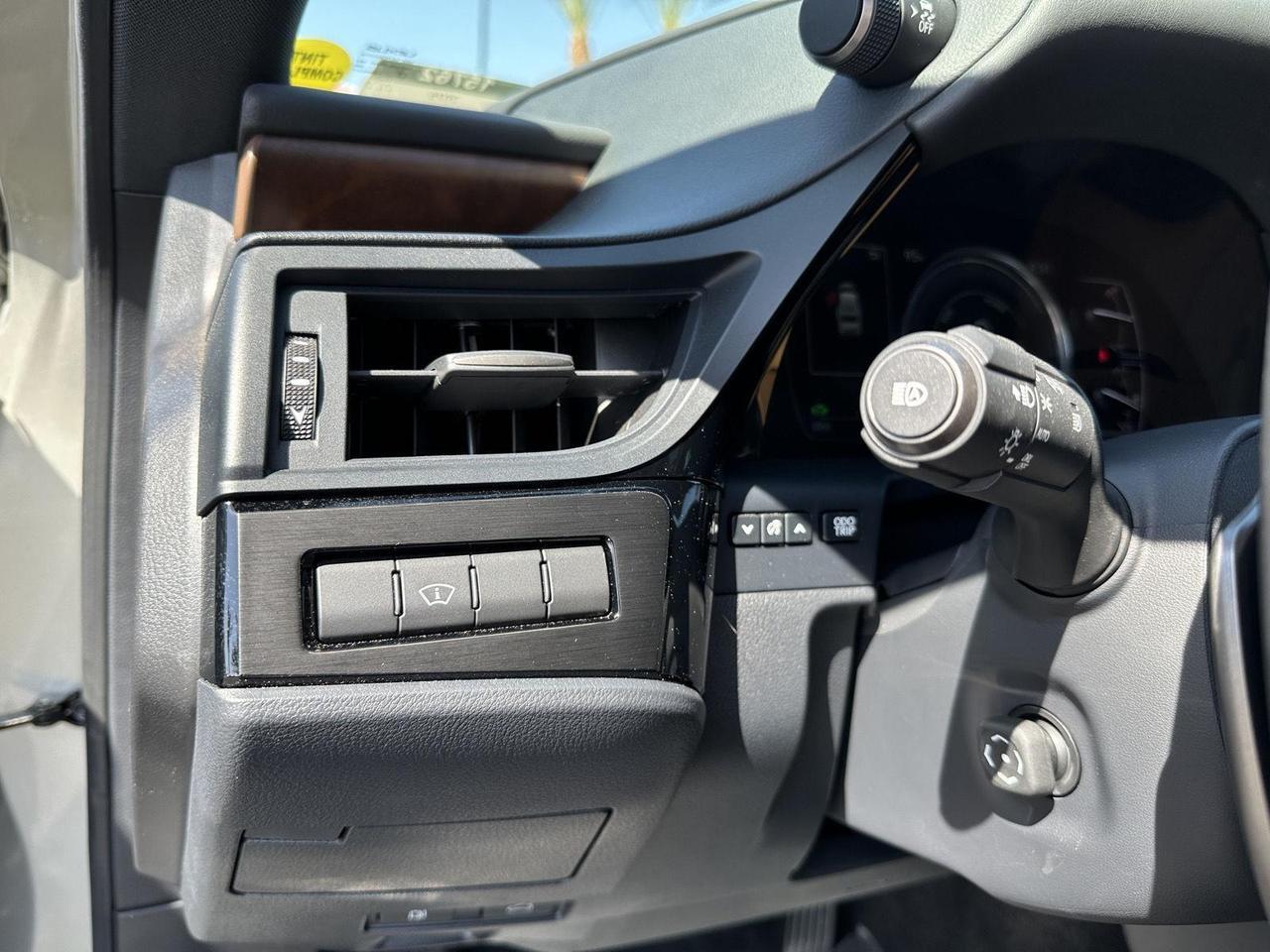 2025 Lexus ES 300h Tucson AZ