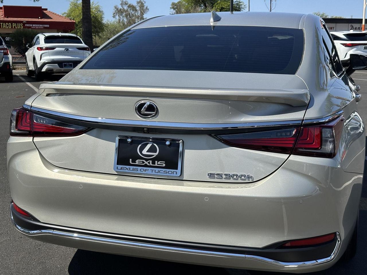 2025 Lexus ES 300h Tucson AZ