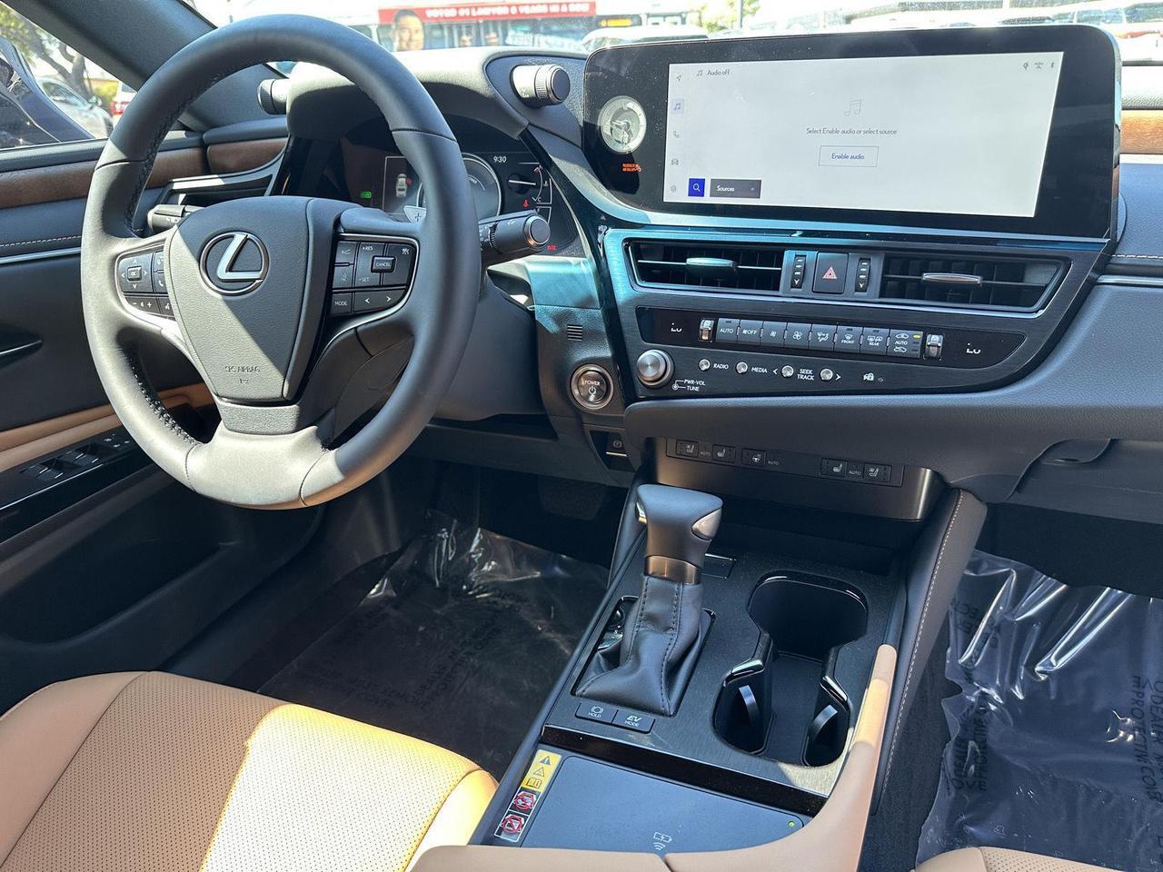 2025 Lexus ES 300h Tucson AZ