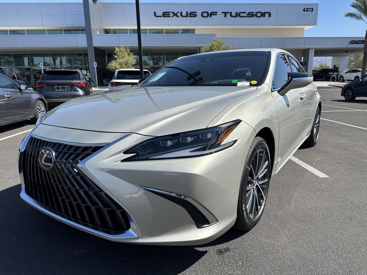 2025 Lexus ES 300h Tucson AZ