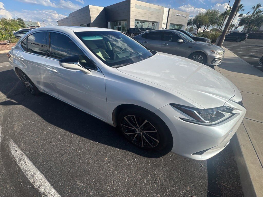 2025 Lexus ES 300h Tucson AZ