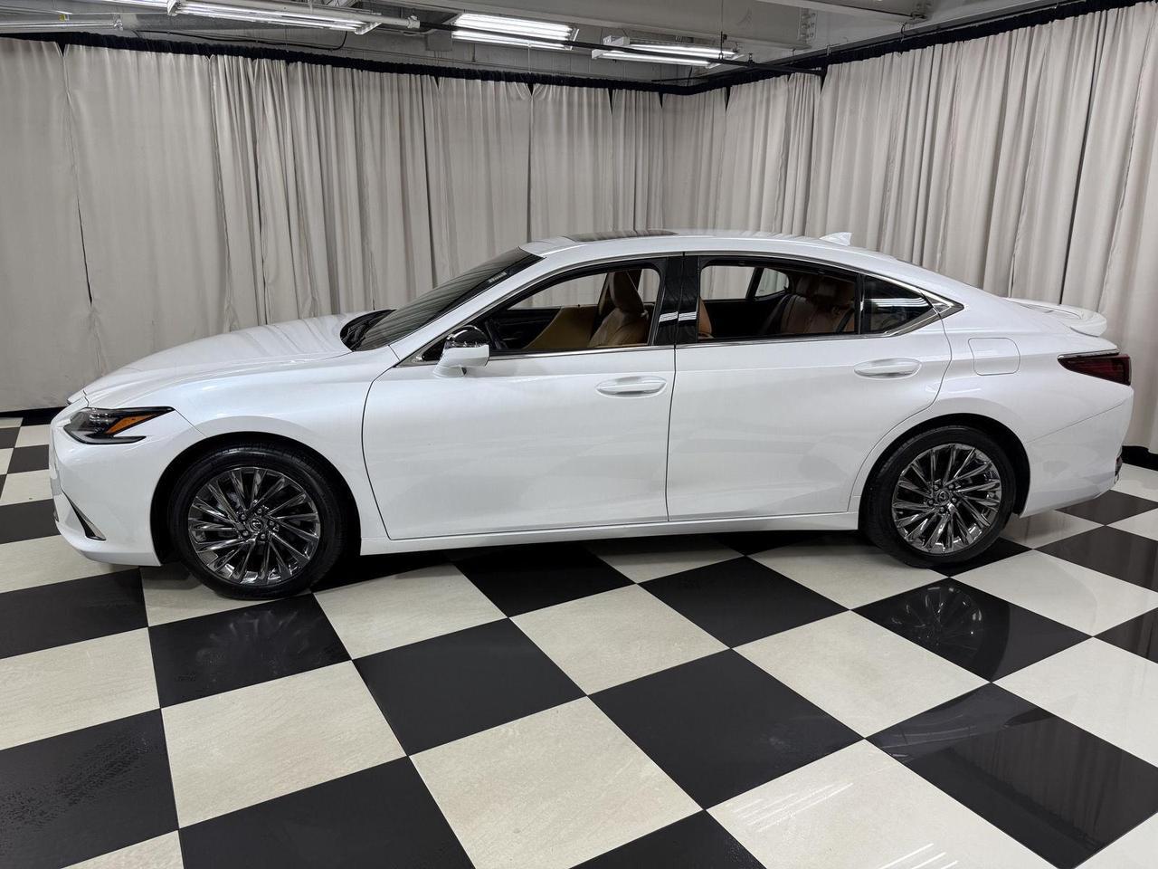 2025 Lexus ES 300h Ultra Luxury Annapolis MD
