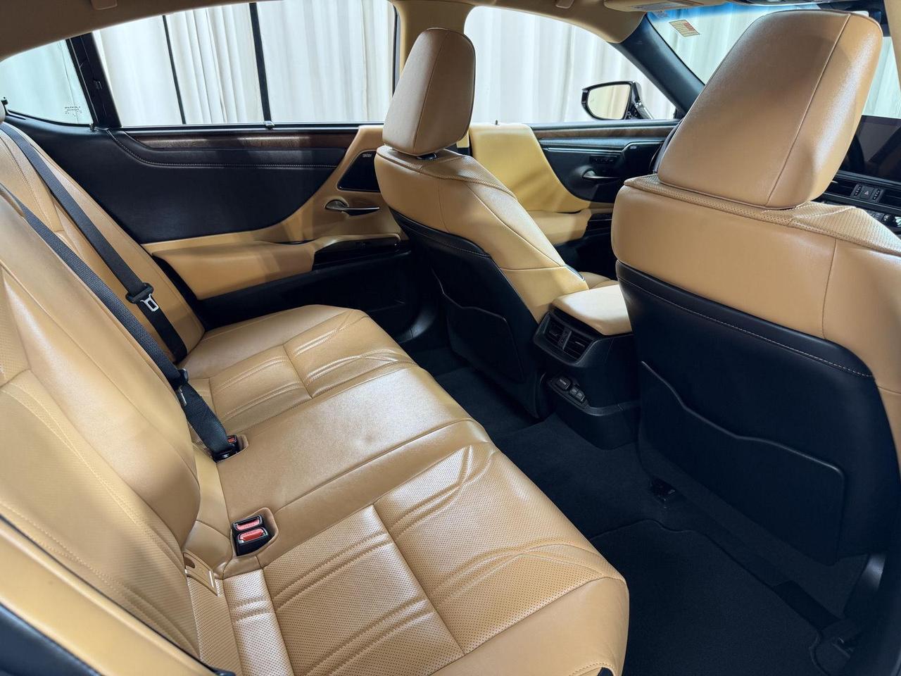 2025 Lexus ES 300h Ultra Luxury Annapolis MD