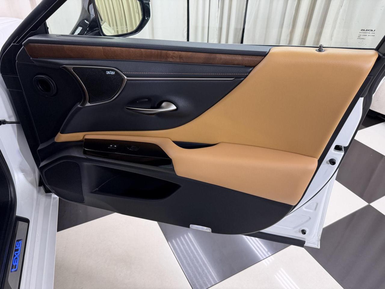 2025 Lexus ES 300h Ultra Luxury Annapolis MD