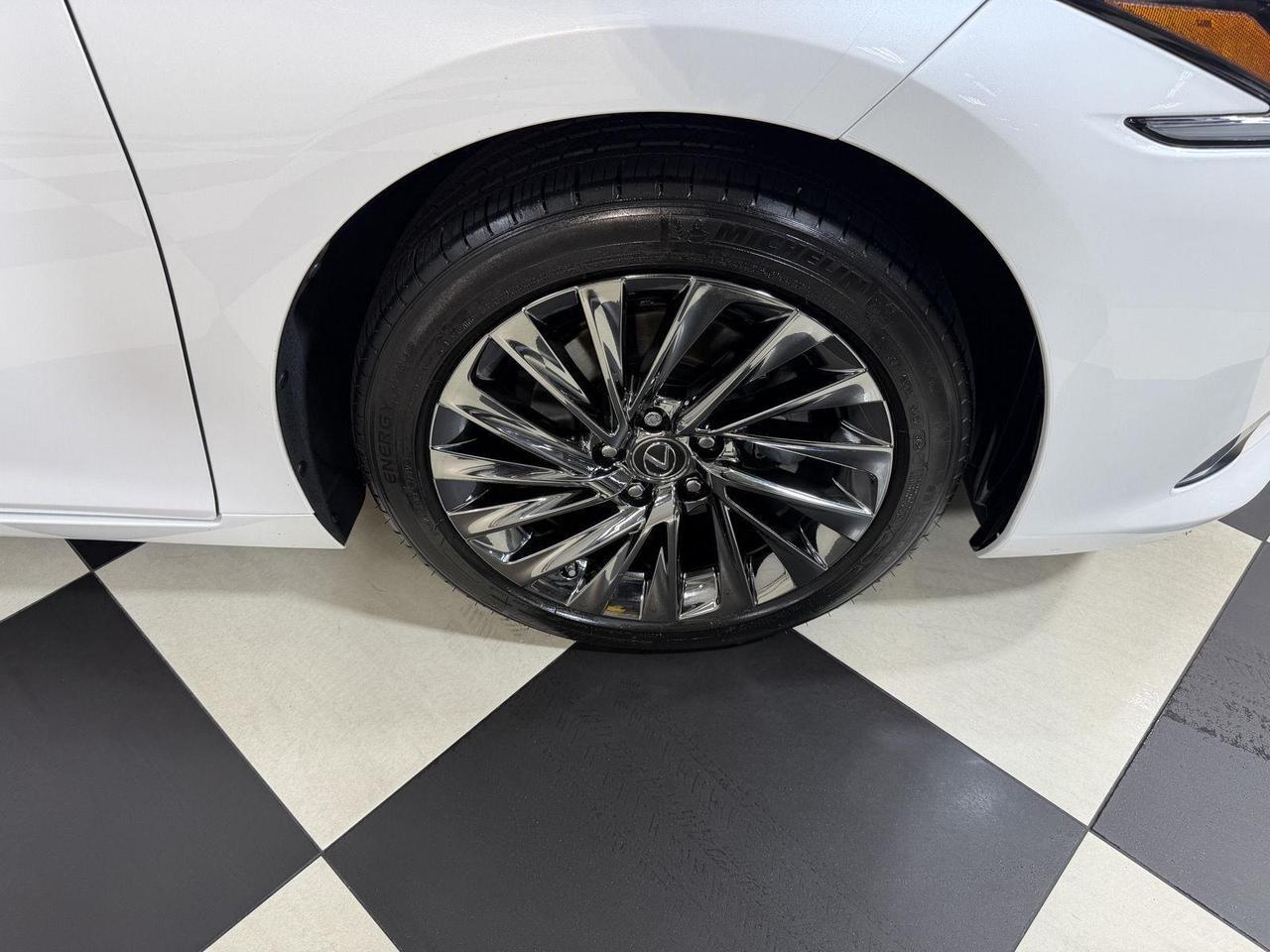 2025 Lexus ES 300h Ultra Luxury Annapolis MD