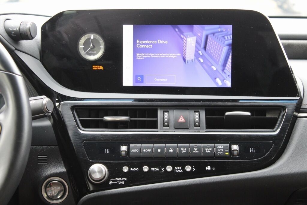 2025 Lexus ES 300h Richmond VA