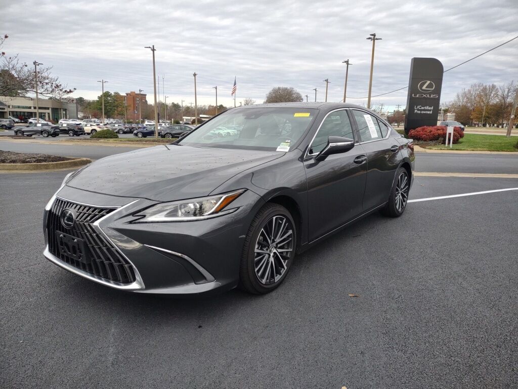 2025 Lexus ES 300h Richmond VA