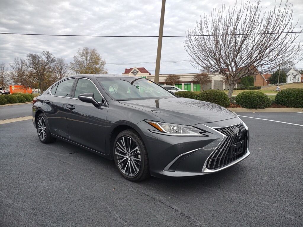 2025 Lexus ES 300h