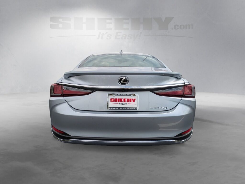 2025 Lexus ES 300h Richmond VA