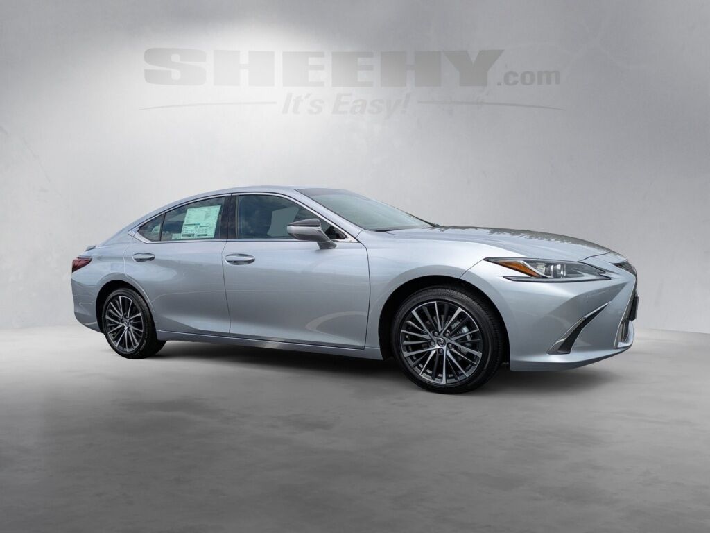 2025 Lexus ES 300h Richmond VA