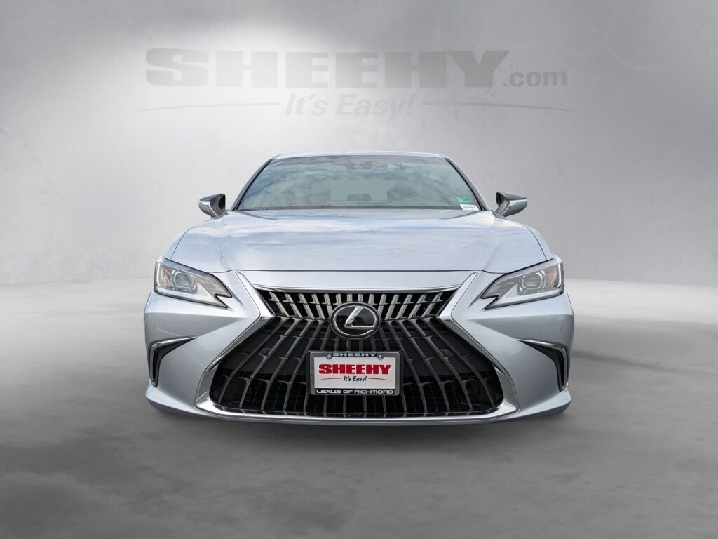 2025 Lexus ES 300h Richmond VA