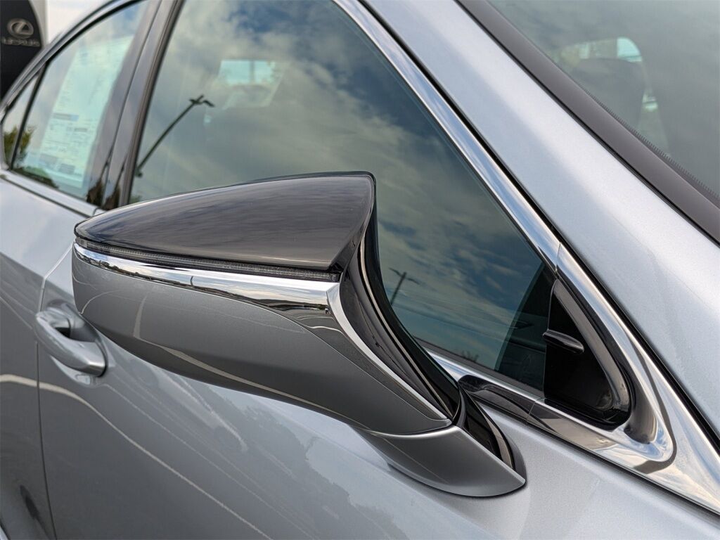 2025 Lexus ES 300h Richmond VA