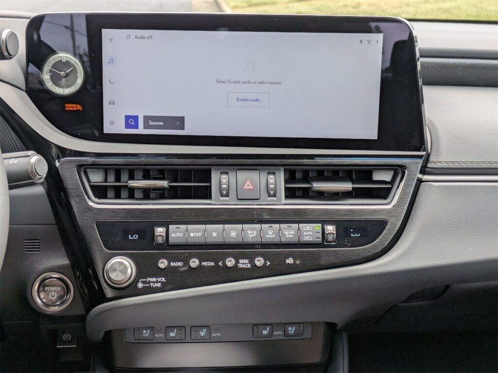 2025 Lexus ES 300h Richmond VA