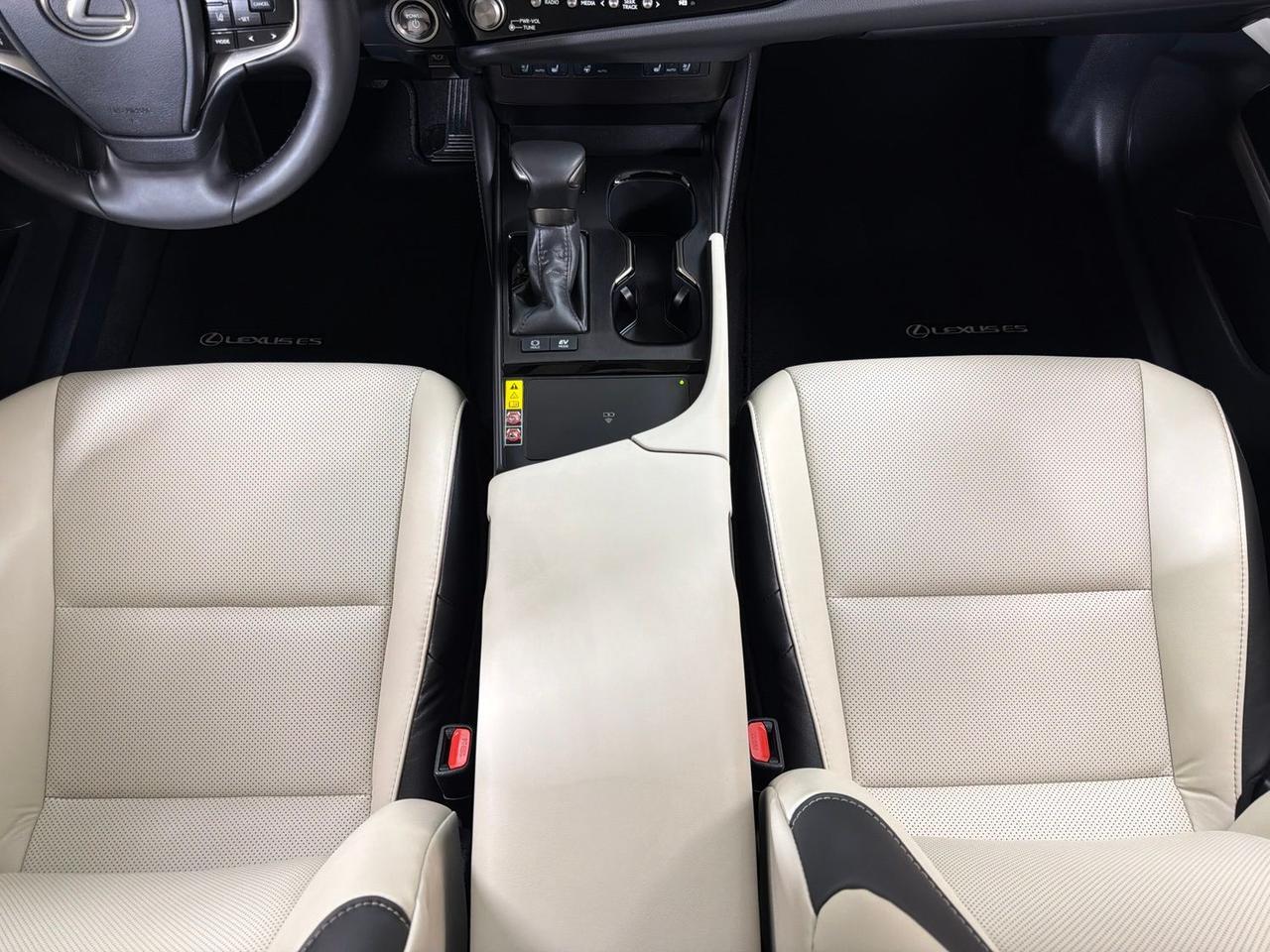 2025 Lexus ES 300h Annapolis MD
