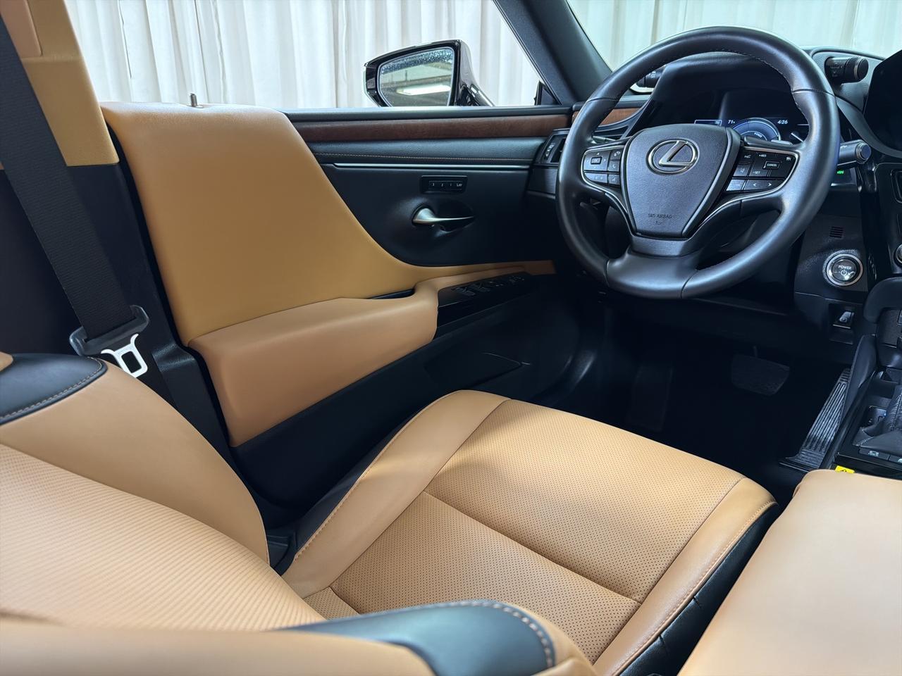 2025 Lexus ES 300h Annapolis MD