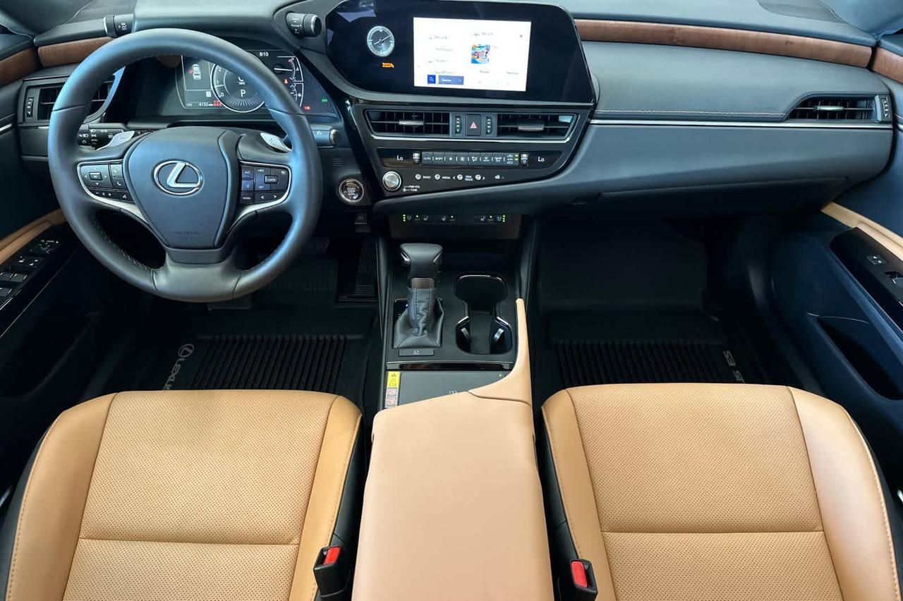 2025 Lexus ES 350
