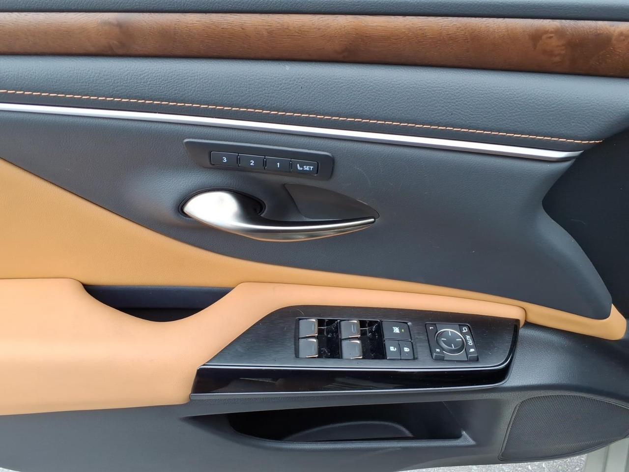 2025 Lexus ES 350 Base Roanoke VA