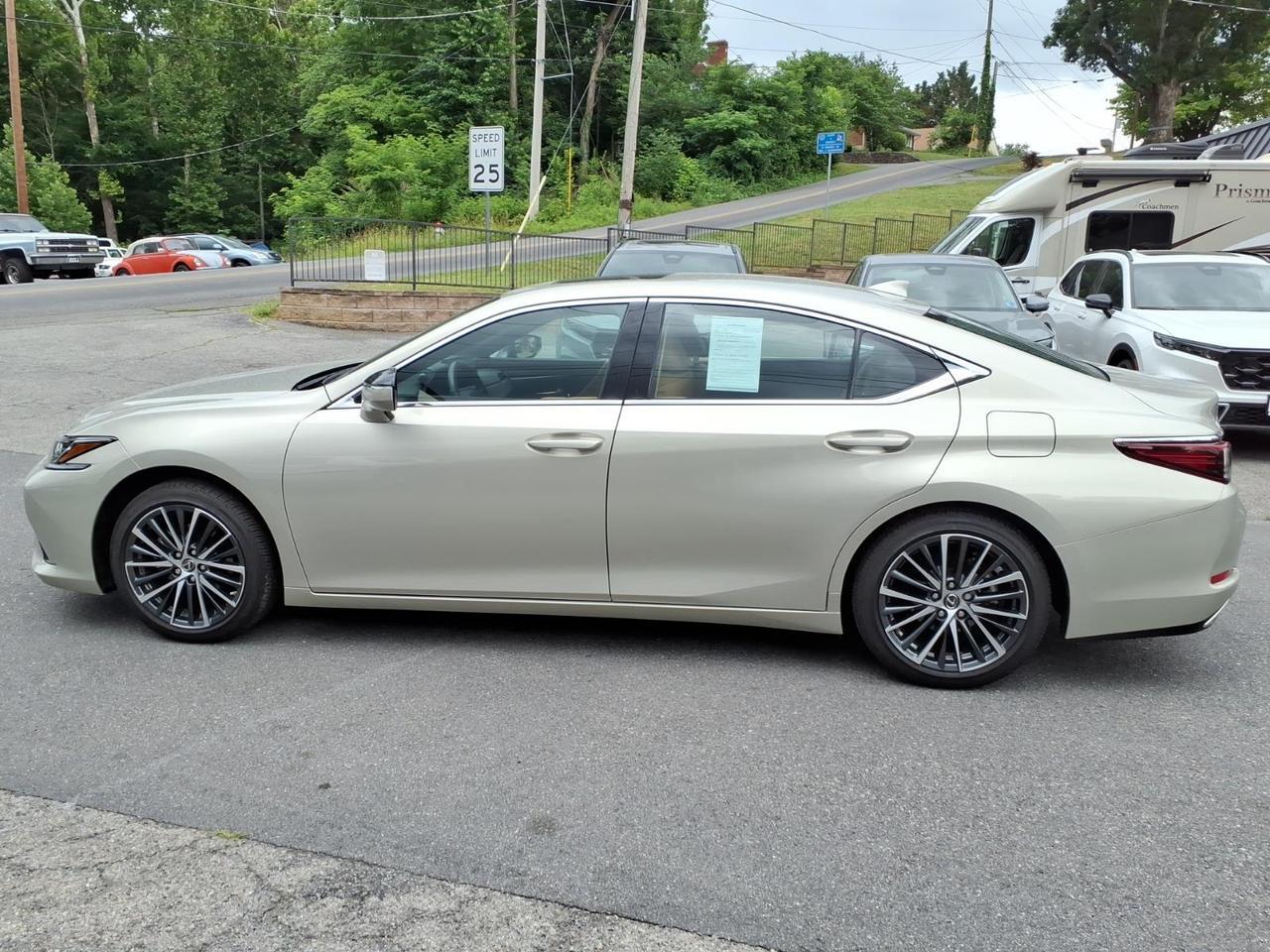 2025 Lexus ES 350 Base Roanoke VA
