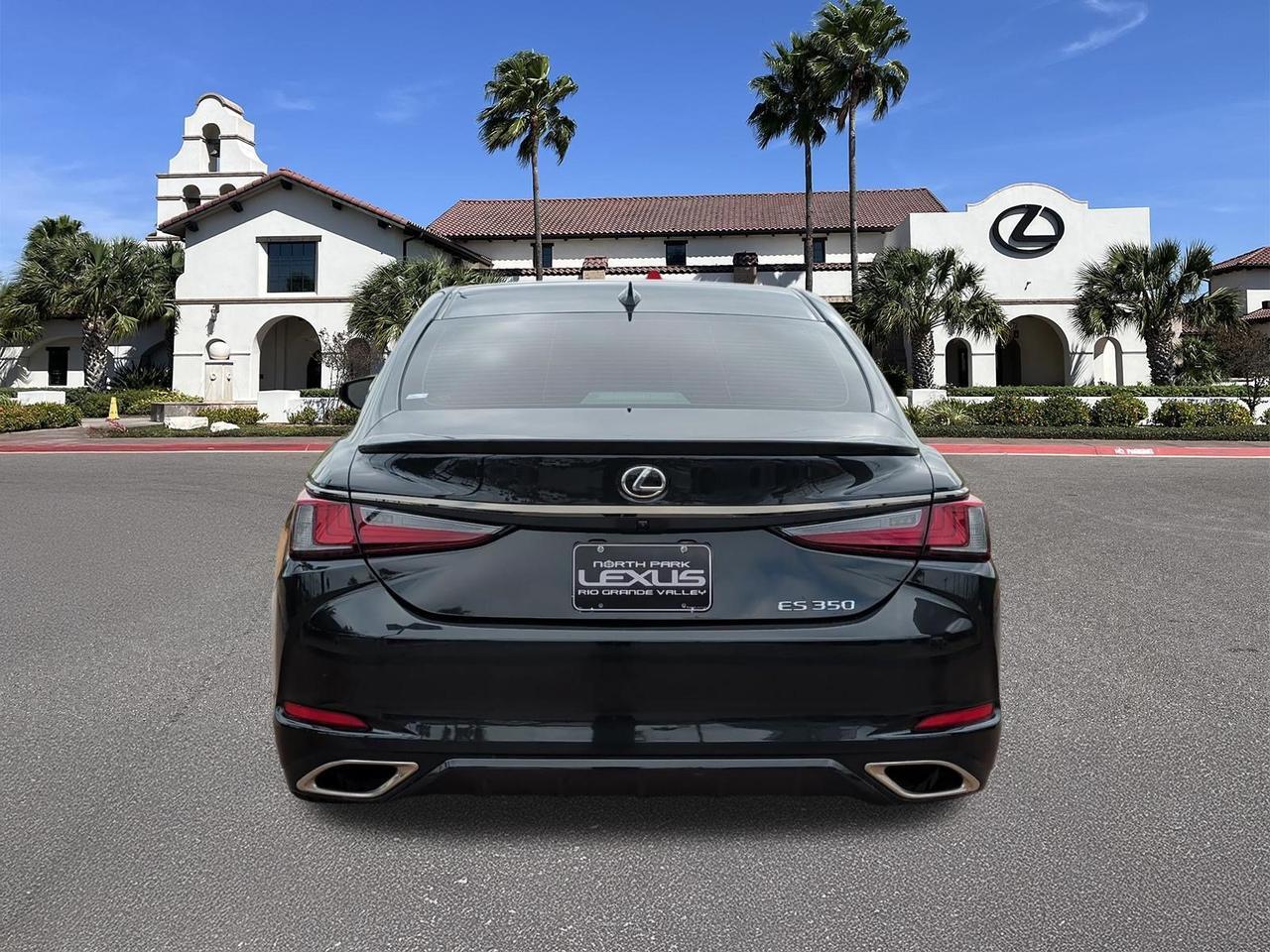 2025 Lexus ES 350 F SPORT Handling