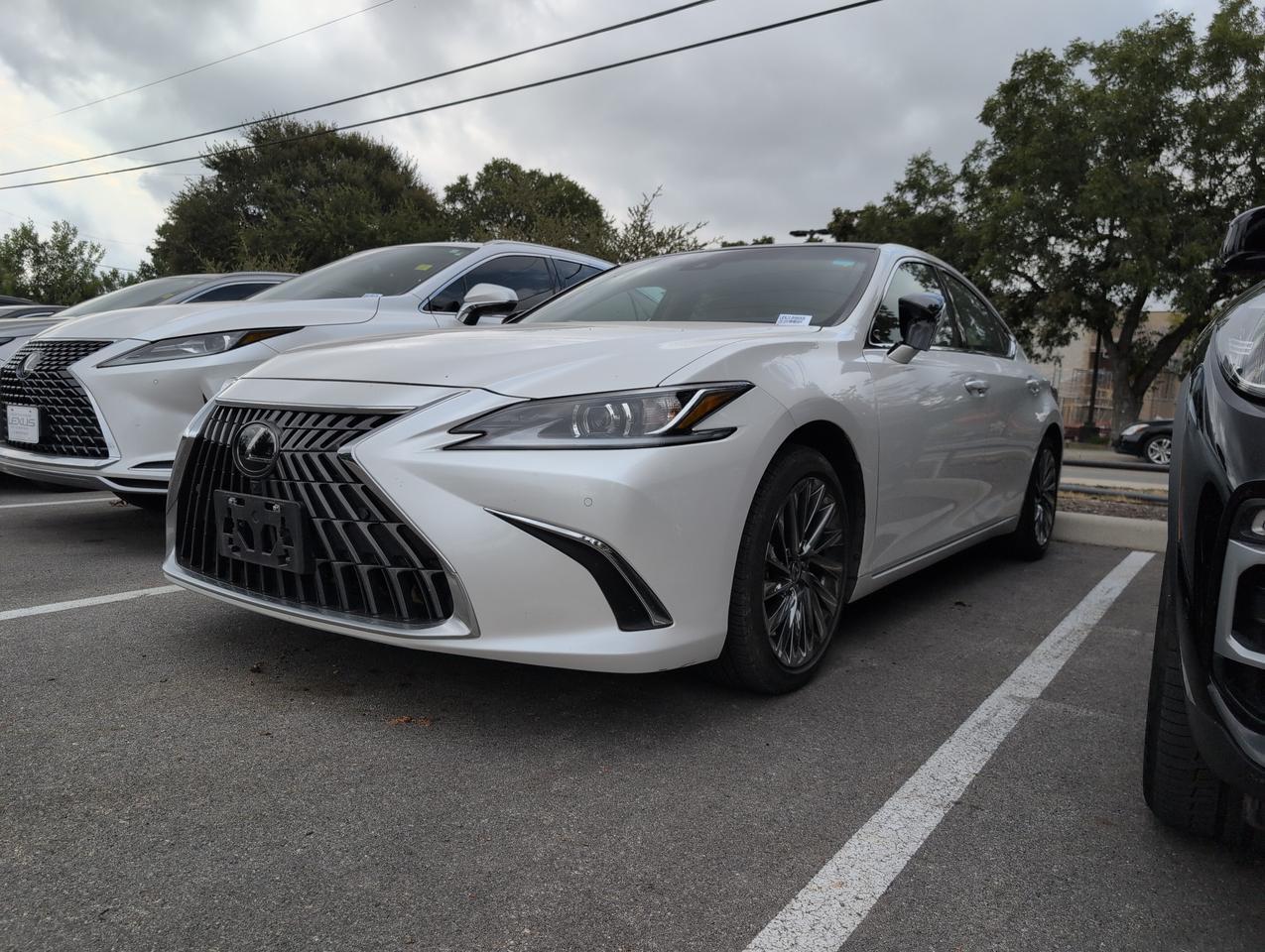 2025 Lexus ES 350 Luxury